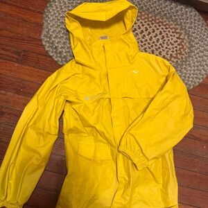 Columbia youth size medium roughly 8-10 youth